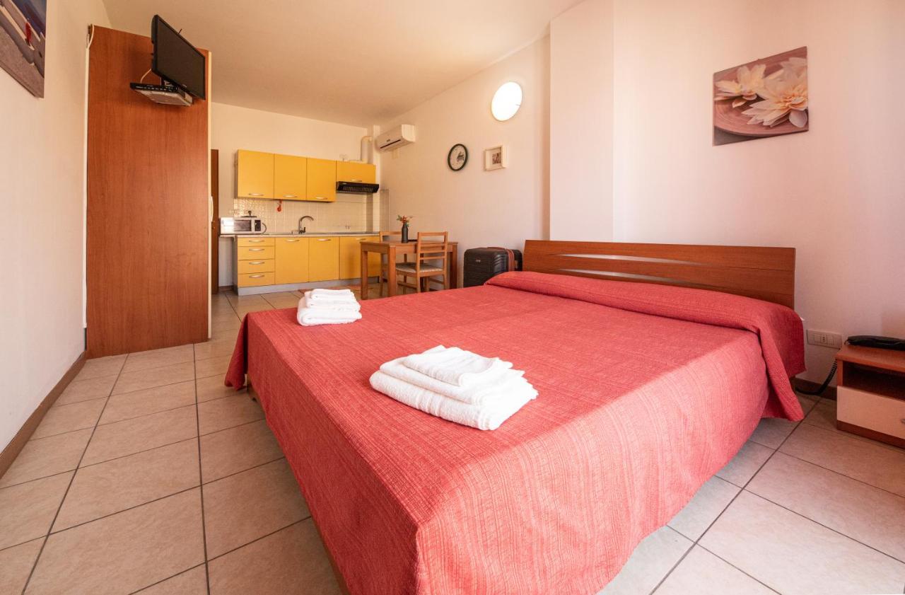 Residence Nobel Rimini Buitenkant foto